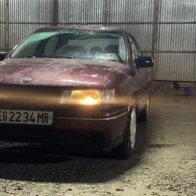 Opel Vectra 1992