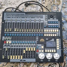 beam cyra pult king kong 1024