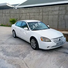 Nissan Altima 2004