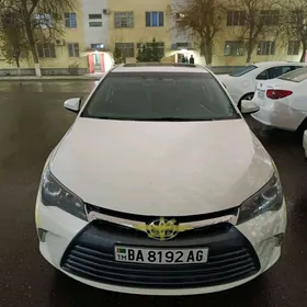 Toyota Camry 2016