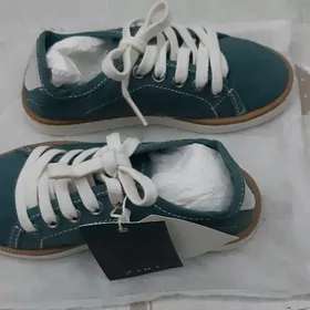 Кеды-кроссовки фирма Zara