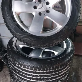 Diska pokriska Mersedes 211