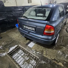 Opel Astra 1999