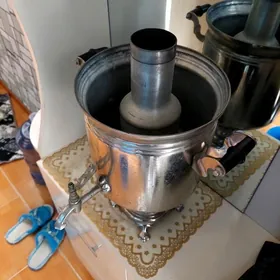 Самовар не электрический.