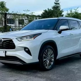 Toyota Highlander 2023