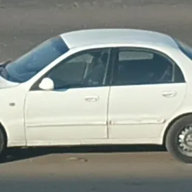 Daewoo Lanos 2000