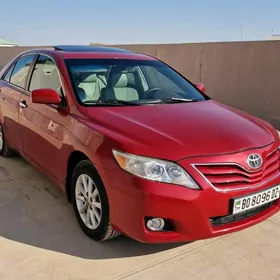 Toyota Camry 2010