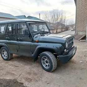 UAZ Profi 2005