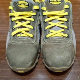 КРОССОВКИ DIADORA