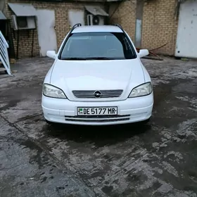 Opel Astra 2000