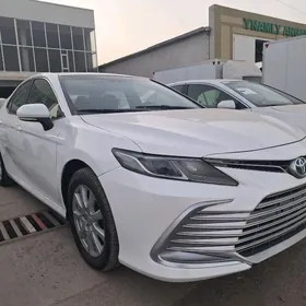 Toyota Camry 2022