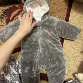 Комбинезон и конвертик