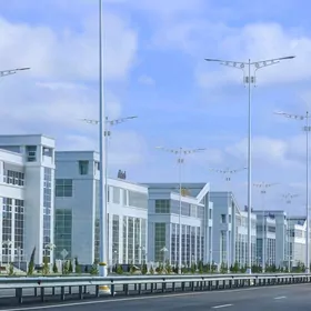 Obýezdnoý zdaniýa Объездной