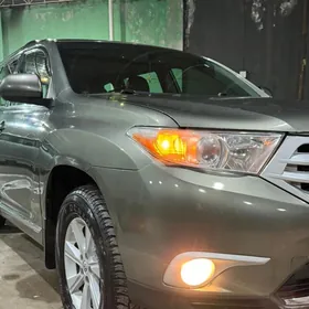 Toyota Highlander 2012