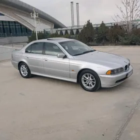 BMW E39 2003