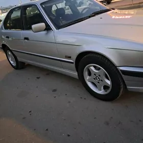 BMW 525 1992