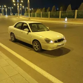 Daewoo Nubira 2001