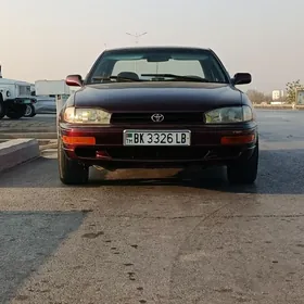 Toyota Camry 1993