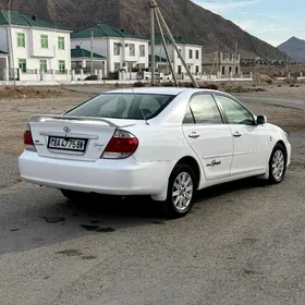 Toyota Camry 2004