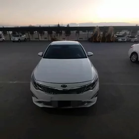 Kia Optima 2019