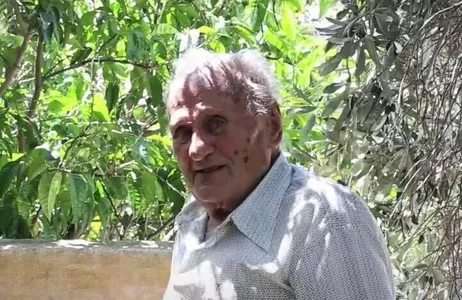 Медики дали ему год, он прожил 40: необычная история грека с раком легких