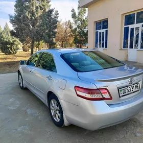 Toyota Camry 2010