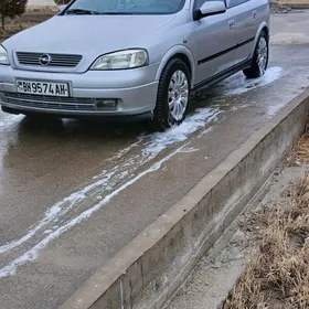 Opel Astra 2000