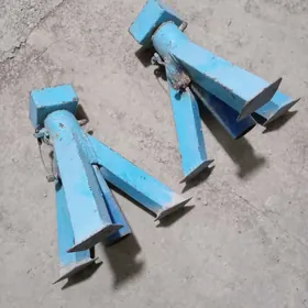 ДАМКРАТ ПОДСТАВКА