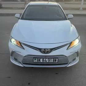 Toyota Camry 2022