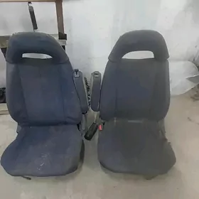 Prewýa öňki sideniyalari