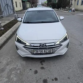 Hyundai Elantra 2020