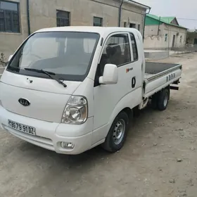 Kia Bongo 2004