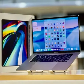 Apple MacBookPro16|1TB|16GB|i9