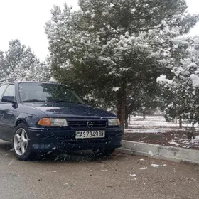 Opel Astra 1993