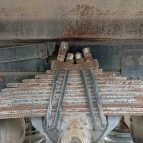 Howo yzky  ressor pocka