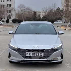 Hyundai Elantra 2022