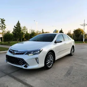 Toyota Camry 2017
