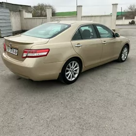 Toyota Camry 2011