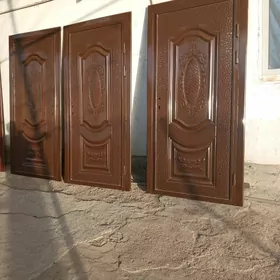 demir gapy dasky tazze