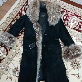 Натуральное пальто