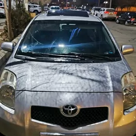 Toyota Yaris 2006