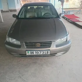 Toyota Camry 1998