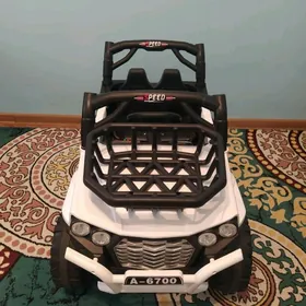 Машинка детская