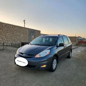 Toyota Sienna 2008