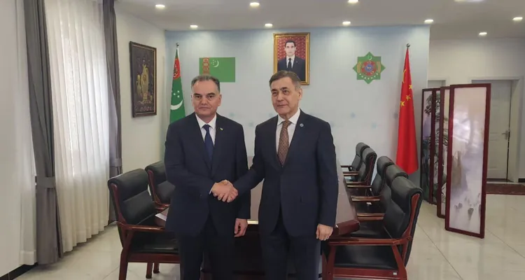 В Пекине прошла встреча посла Туркменистана в КНР с генсеком ШОС