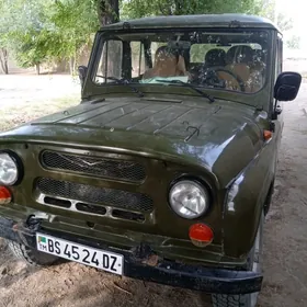 UAZ 469 2000