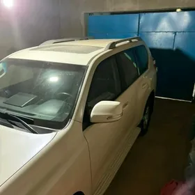 Toyota Land Cruiser Prado 2016