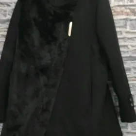 Полупальто новое