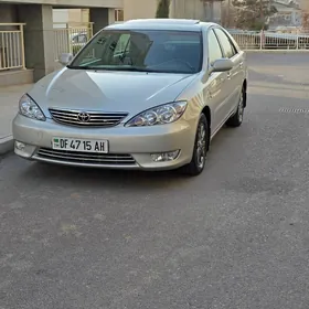 Toyota Camry 2005