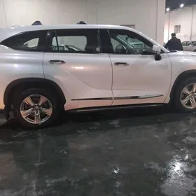 Toyota Highlander 2020